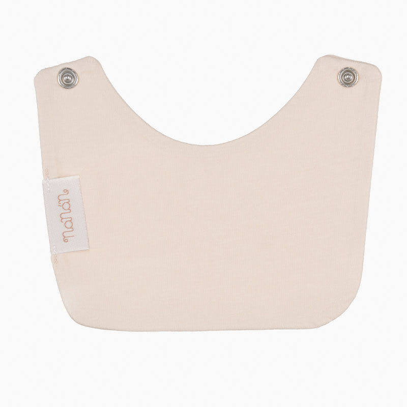 Bavagli off-white e beige con scritta “Amo la nonna/il nonno”.