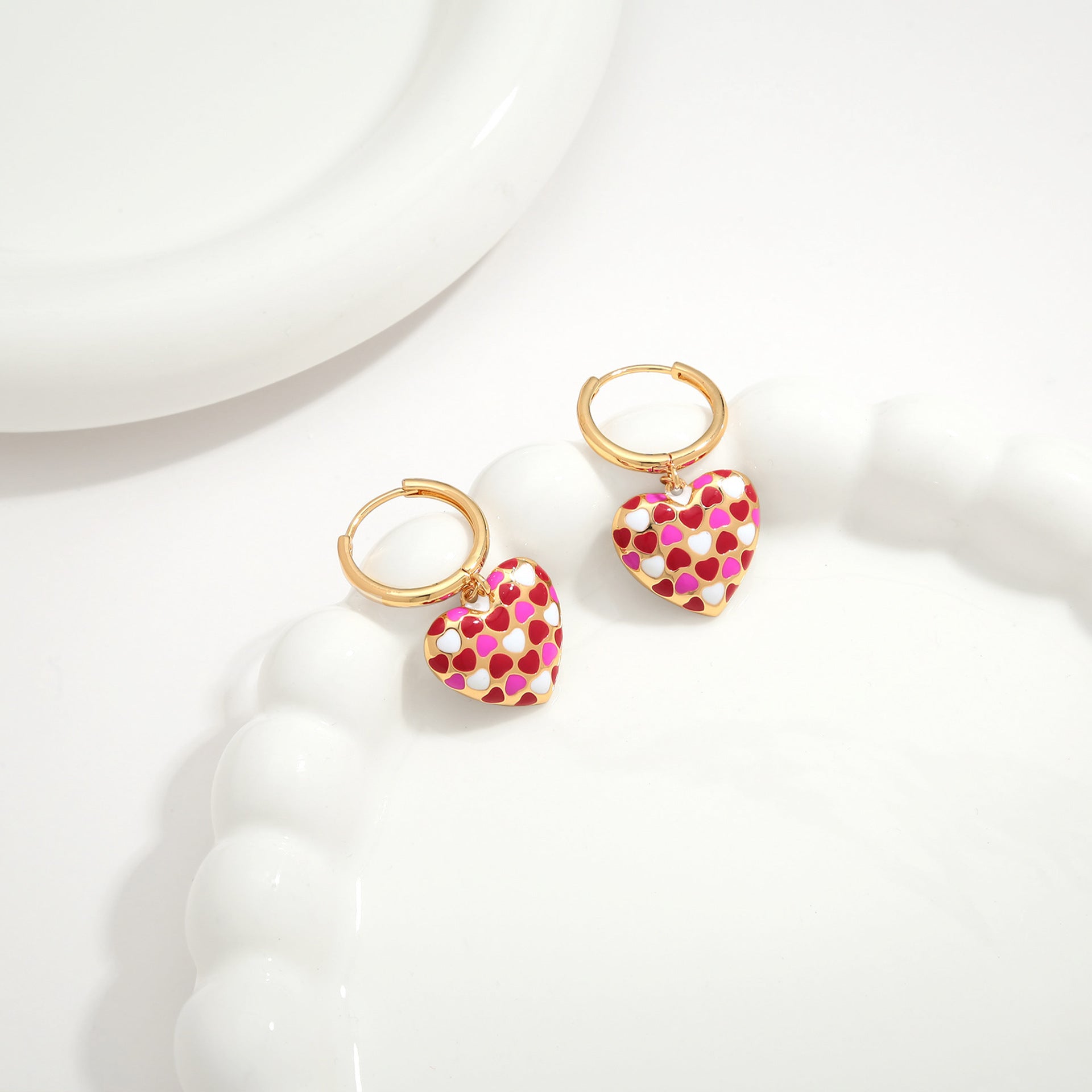 Temperament Love Earrings Cute Gold Plated Drip Oil Love Chessboard Three Dimensional Love Earrings