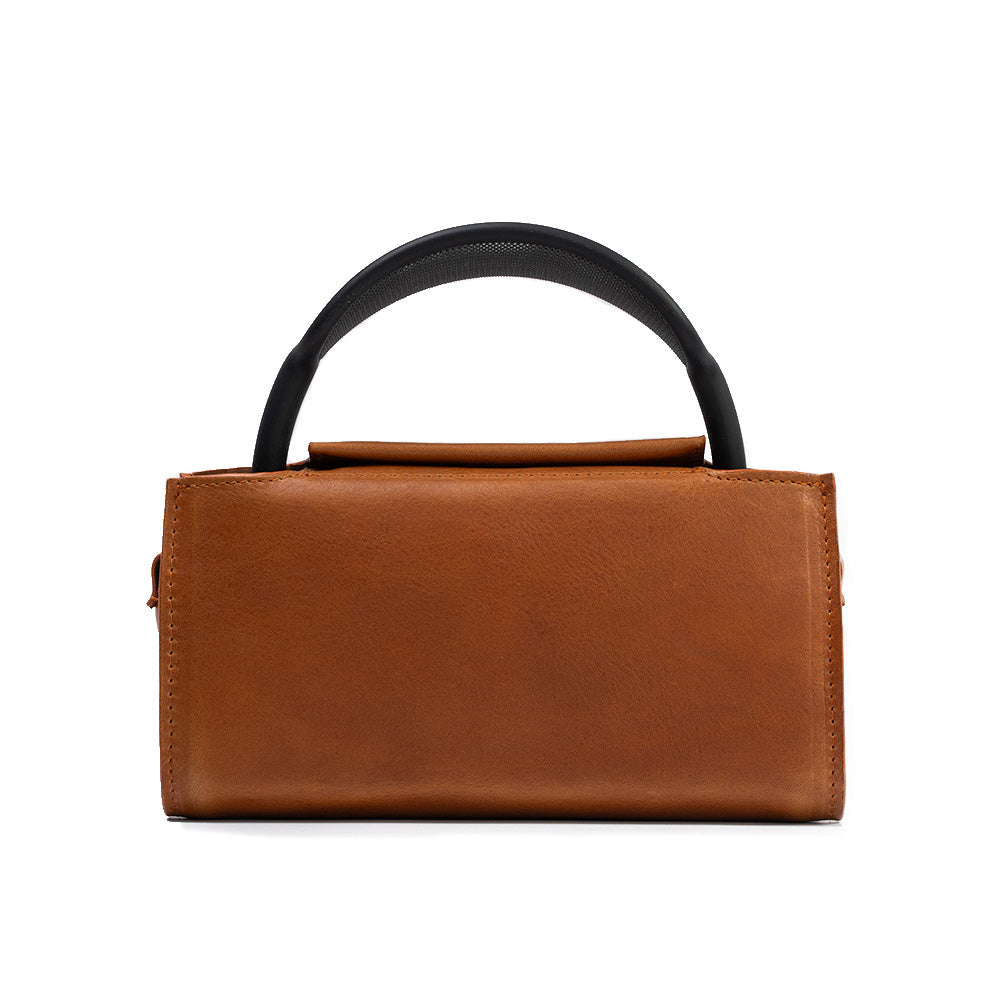 Geometric Goods Custodia AirPods Max Full-Grain Leather The Minimalist 3.0 – Tracolla, Magnete, Fatta in Europa